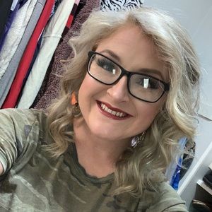 Meet your Posher, Brittany